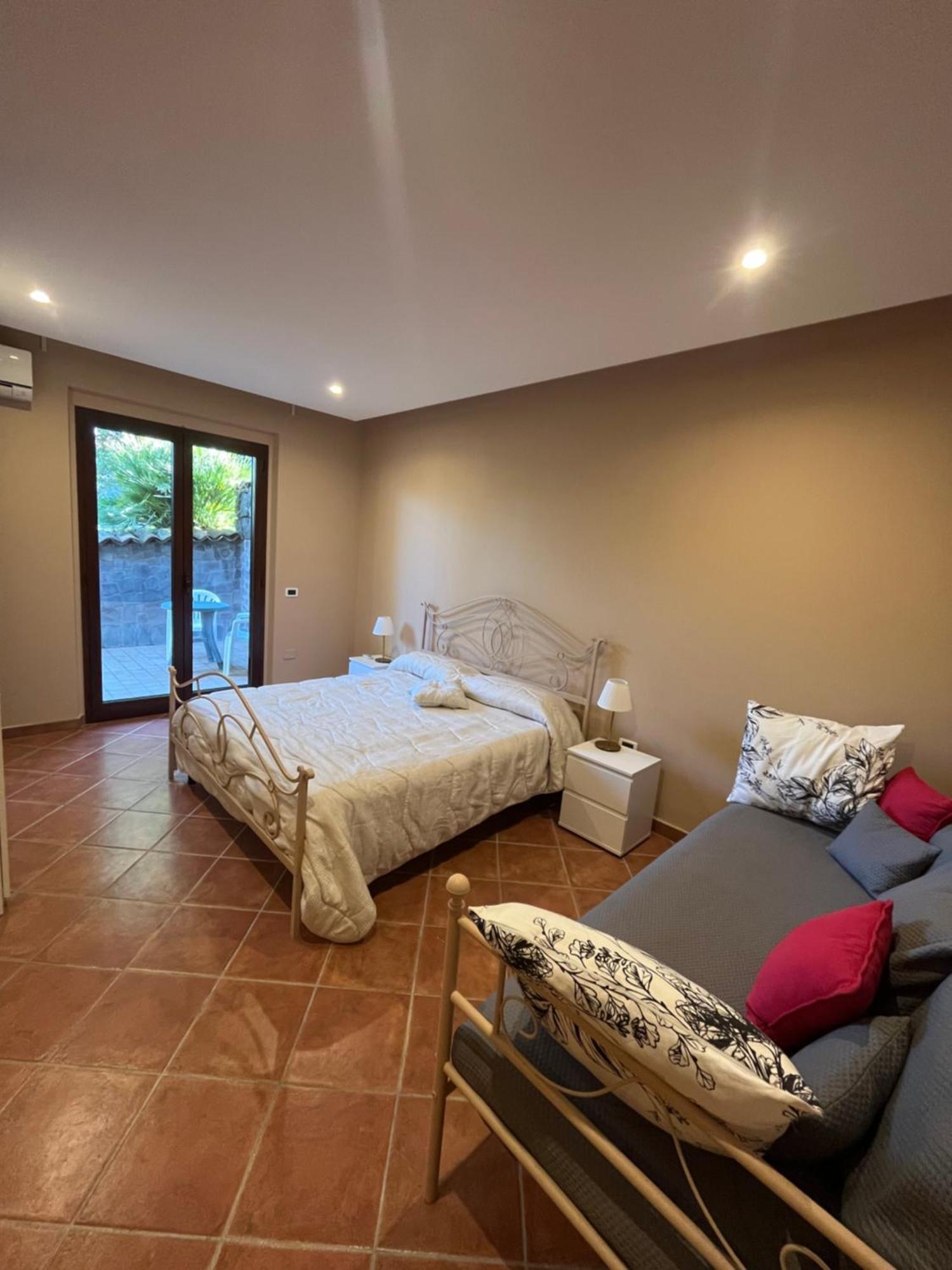 Villa Etna tra le Querce à Santa Venerina Extérieur photo